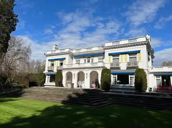 3380 THE CRESCENT, Vancouver BC V6H 1T8