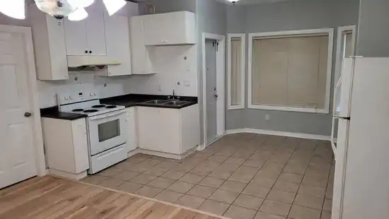 17105 GREENWAY DRIVE, Surrey BC V4N 5J1