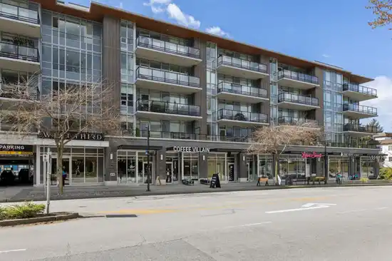 208 177 3RD STREET, North Vancouver BC V7M 0G5
