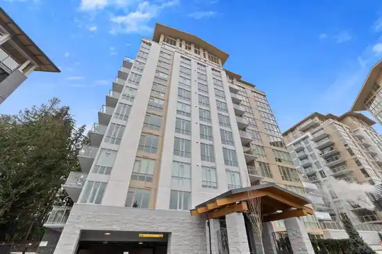 204 2325 EMERY COURT, North Vancouver BC V7J 0E3