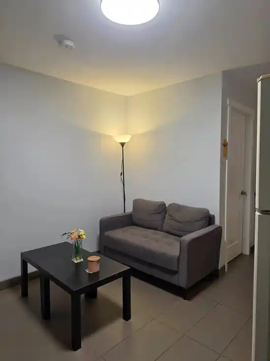 737 ROBINSON, Coquitlam BC V3J 4E9