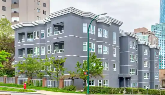 204 921 THURLOW STREET, Vancouver BC V6E 1W3