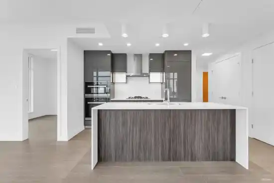 19xx 6511 SUSSEX AVENUE, Burnaby BC V5H 0K5