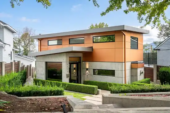 7317 BARNET ROAD, Burnaby BC V5A 1E5