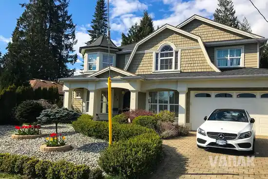 Basement 938 HANDSWORTH ROAD, North Vancouver BC V7R 2A3
