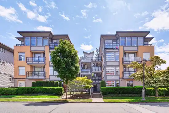 1xx 5692 KINGS ROAD, Vancouver BC V6T 1K8