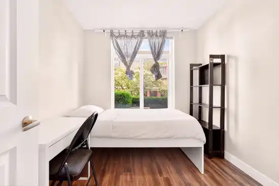 Third bedroom 5692 KINGS ROAD, Vancouver BC V6T 1K8