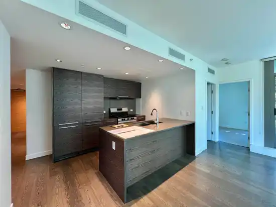 807 5782 BERTON AVENUE, Vancouver BC V6S 0C1