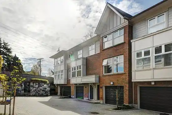 6558 ARBUTUS STREET, Vancouver BC V6P 5S5