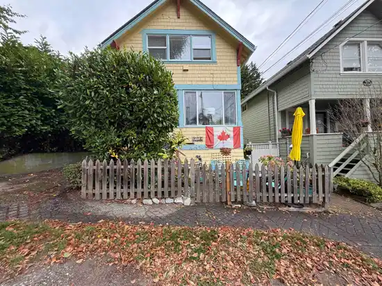 11XX ELM STREET, White Rock BC V4B 3R9