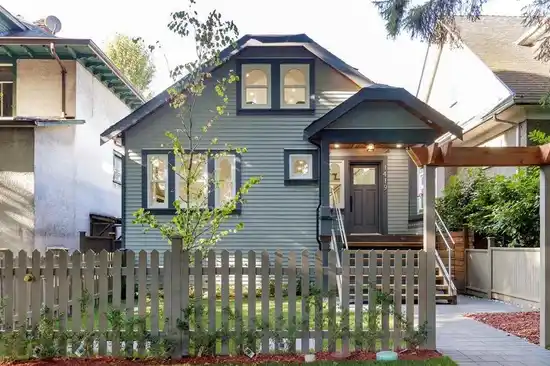 1417 E 10 AVENUE, Vancouver BC V6N 2N7