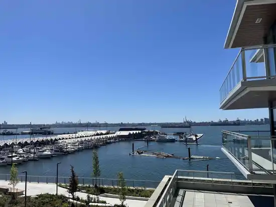 407 785 HARBOUR WAY, North Vancouver BC V7P 0G3