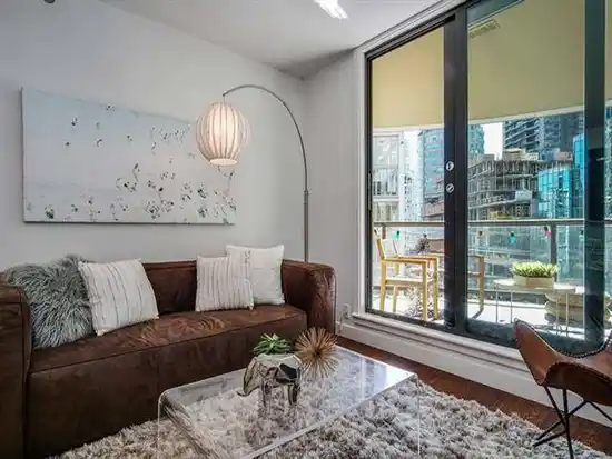 505 789 DRAKE STREET, Vancouver BC V6Z 2N7