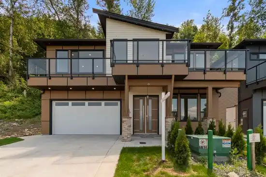 8 LOWER 2 BEDROOM-8016 ANNIS ROAD, Chilliwack BC V2P 6L7