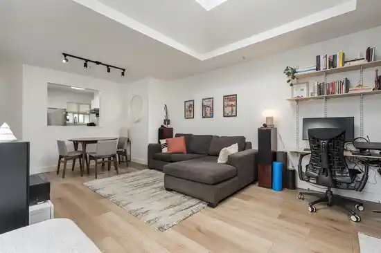 407 1333 W 7TH AVENUE, Vancouver BC V6H 1B8