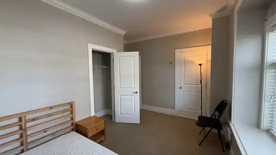 Rental Suite 74xx 18TH AVENUE, Burnaby BC V3N 1H7