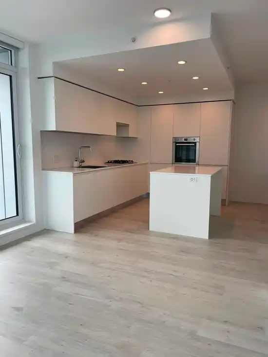 2005 3833 EVERGREEN PLACE, Burnaby BC V3J 0M2