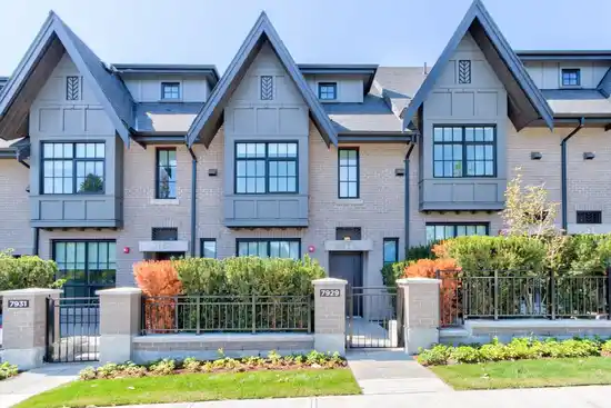 17 7929 OAK STREET, Vancouver BC V6P 4A6