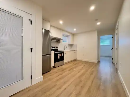 Bsmt 1 8633 12 AVENUE, Burnaby BC V3N 2M1