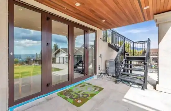 1327 CHARTWELL DR, Vancouver BC V7S 2R4