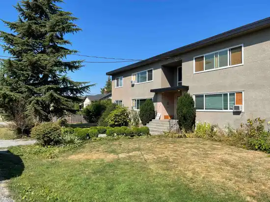 204 22535 ROYAL CRESCENT, Maple Ridge BC V2X 2M2