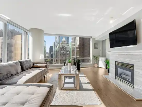 1605 837 W HASTINGS STREET, Vancouver BC V6C 3N7