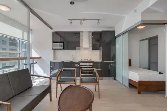 2105 1283 HOWE STREET, Vancouver BC V6Z 1C1