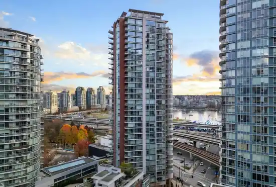 1607 688 ABBOTT STREET, Vancouver BC V6B 0B9