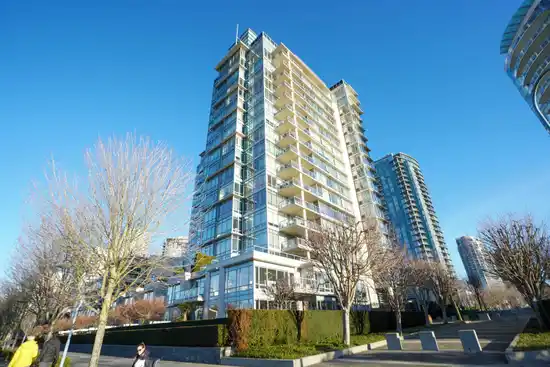 701 426 BEACH CRESCENT, Vancouver BC V6Z 3E9
