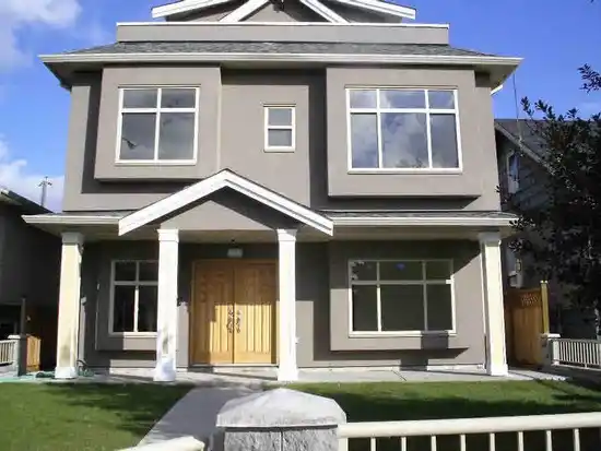 5742 CLARENDON STREET, Vancouver BC V3K 4L5
