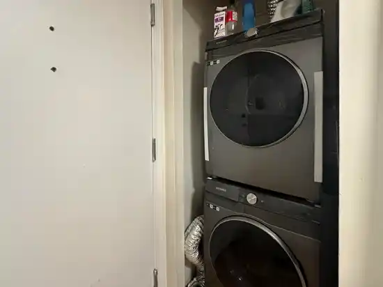 302 1331 ALBERNI STREET, Vancouver BC V6E 4S1