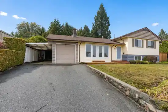 4128 CANTERBURY CRESCENT, North Vancouver BC V7R 3N5