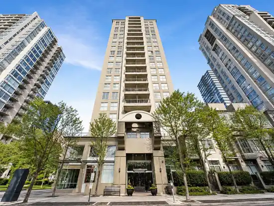 605 989 RICHARDS STREET, Vancouver BC V6B 6R6