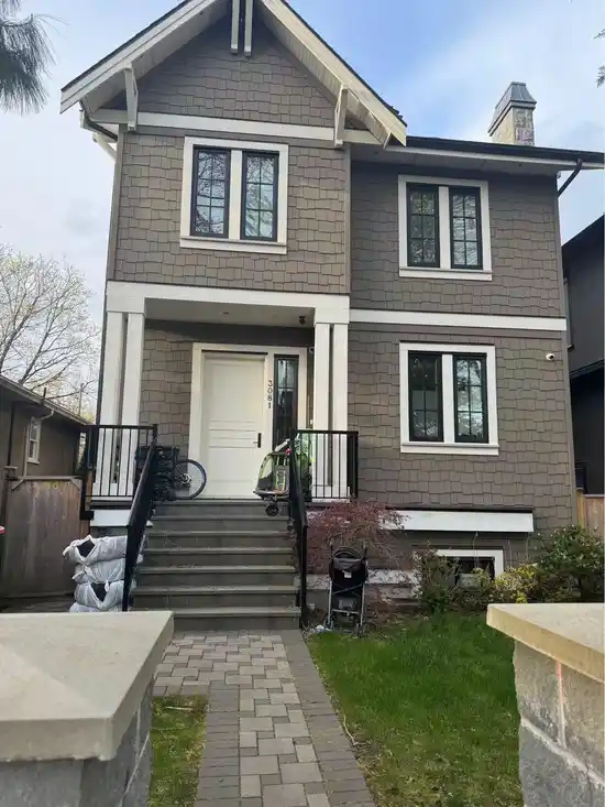 3000 W 15 AVENUE, Vancouver BC V6K 3A5