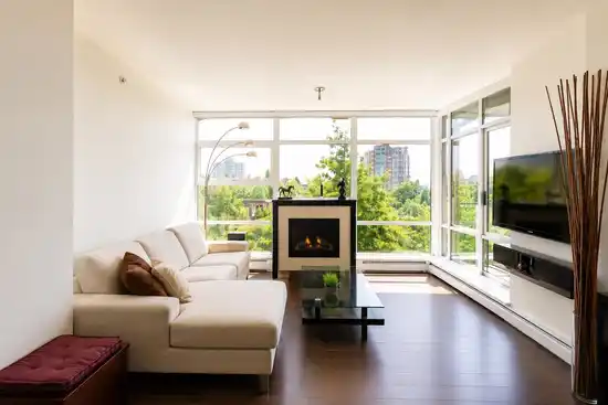 505 158 W 13 STREET, North Vancouver BC V7M 0A7