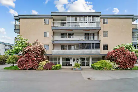 6380 BUSWELL STREET, Richmond BC V6Y 2G2