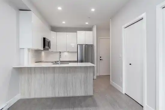 10X 5486 199A STREET, Langley BC V3A 0N6