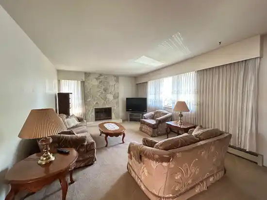 Upper 4902 GLADSTONE STREET, Vancouver BC V5P 4P6
