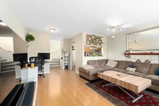 5 1214 W 7TH AVENUE, Vancouver BC V6H 1B6
