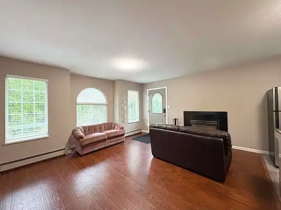 Garden 5225 CANADA WAY, Burnaby BC V5E 3N4