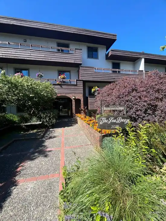 214 2025 W 2ND AVENUE, Vancouver BC V6J 1J6