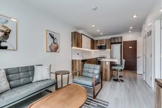207 1168 PENDRELL STREET, Vancouver BC V6E 1L4