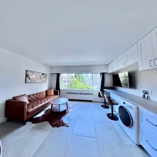 210 1540 HARO STREET, Vancouver BC V6G 1G5