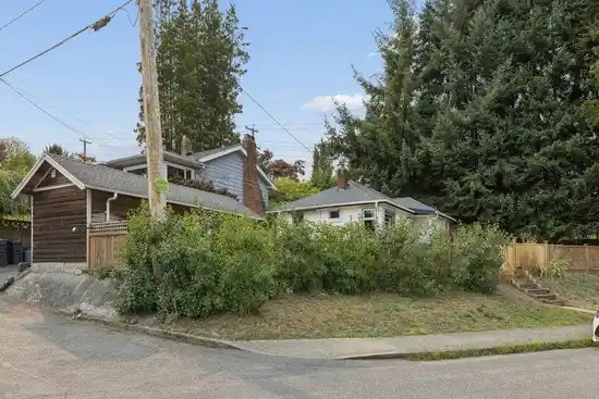 432 E EIGHTH AVENUE, Vancouver BC V3L 4L1