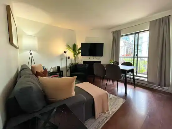302 1405 HARO STREET, Vancouver BC V6G 1G2