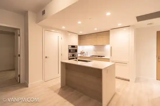 405 2085 SKYLINE COURT, Burnaby BC V5C 0M6