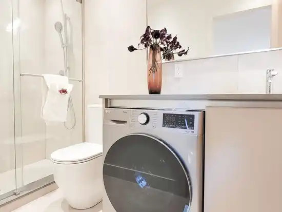 B-2141 JEFFERSON AVENUE, West Vancouver BC V7V 2A6
