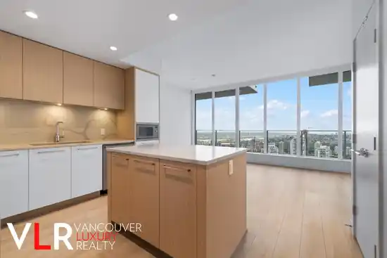3807 567 CLARKE ROAD, Coquitlam BC V3J 3X4