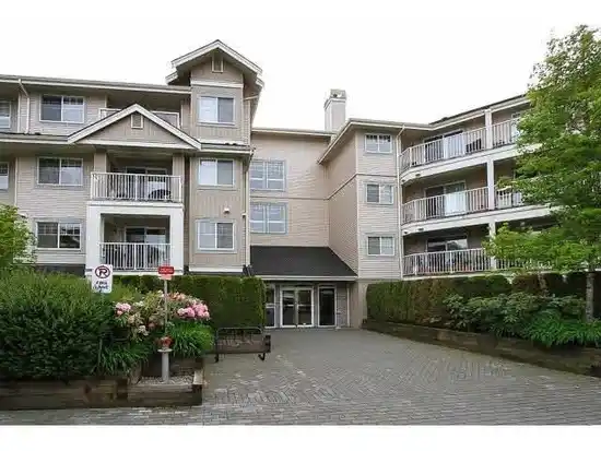 19388 65 AVENUE, Surrey BC V4N 5S1