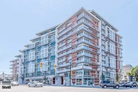 1204 180 2ND EAST AVENUE, Vancouver BC V5T 0K4